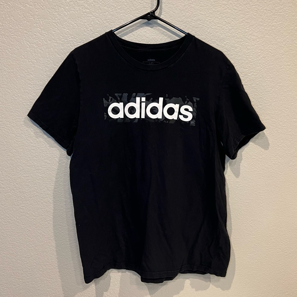 Adidas T-shirt